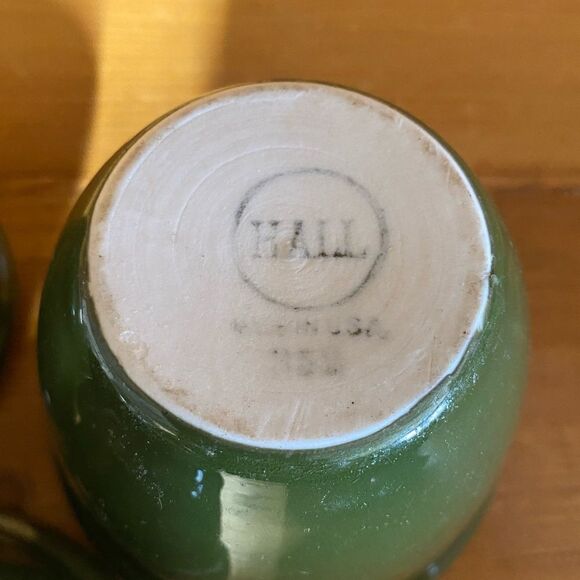 Vintage HALL Ramekin Set of 4 -1 -351 1/2 - 3- 352 Green Custard Dishes Cups USA - Picture 9 of 16